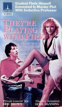 Постер фильма: Они играют с огнём