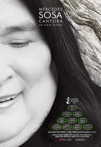 Постер фильма: Mercedes Sosa, Cantora un viaje íntimo