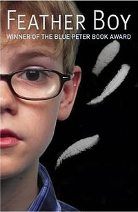 Постер фильма: Мальчик в перьях