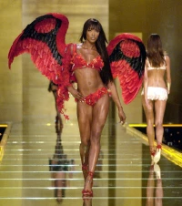 Постер фильма: Показ мод Victoria's Secret 2002