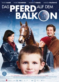 Постер фильма: Лошадь на балконе