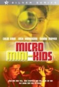 Постер фильма: Микроскопические мальчик